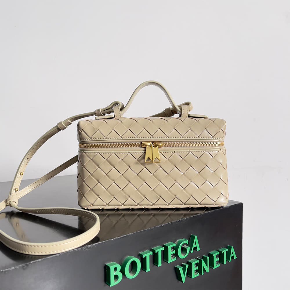 Bottega Veneta Bang Bang Vanity Case(high-end grade)
